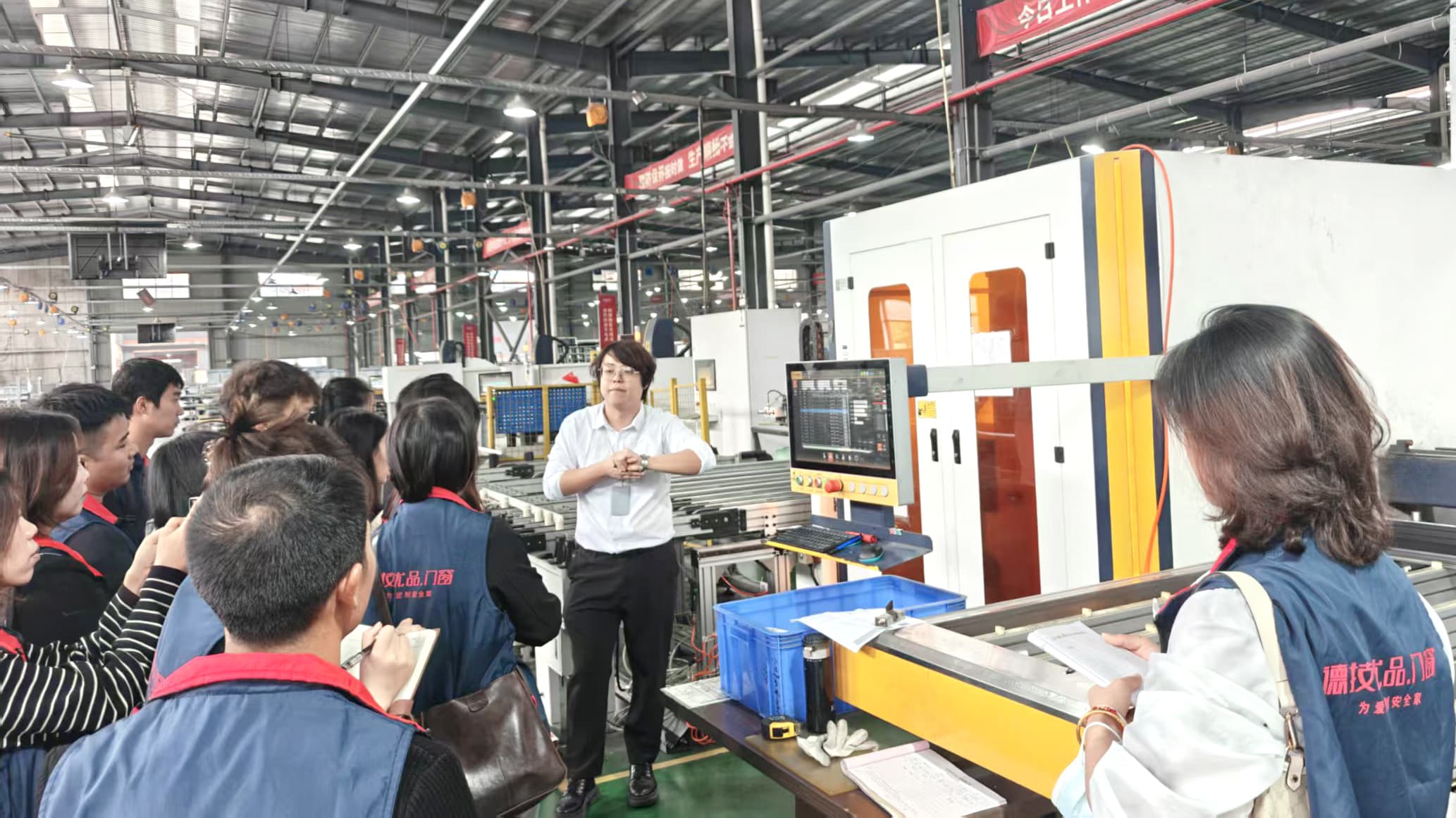 171763346347474669.jpg 0.jpg